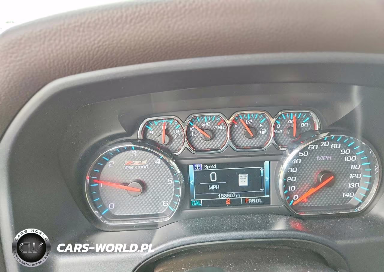 2018 Chevrolet Silverado K1500 Lt VIN:3GCUKREC8JG567508 - 9
