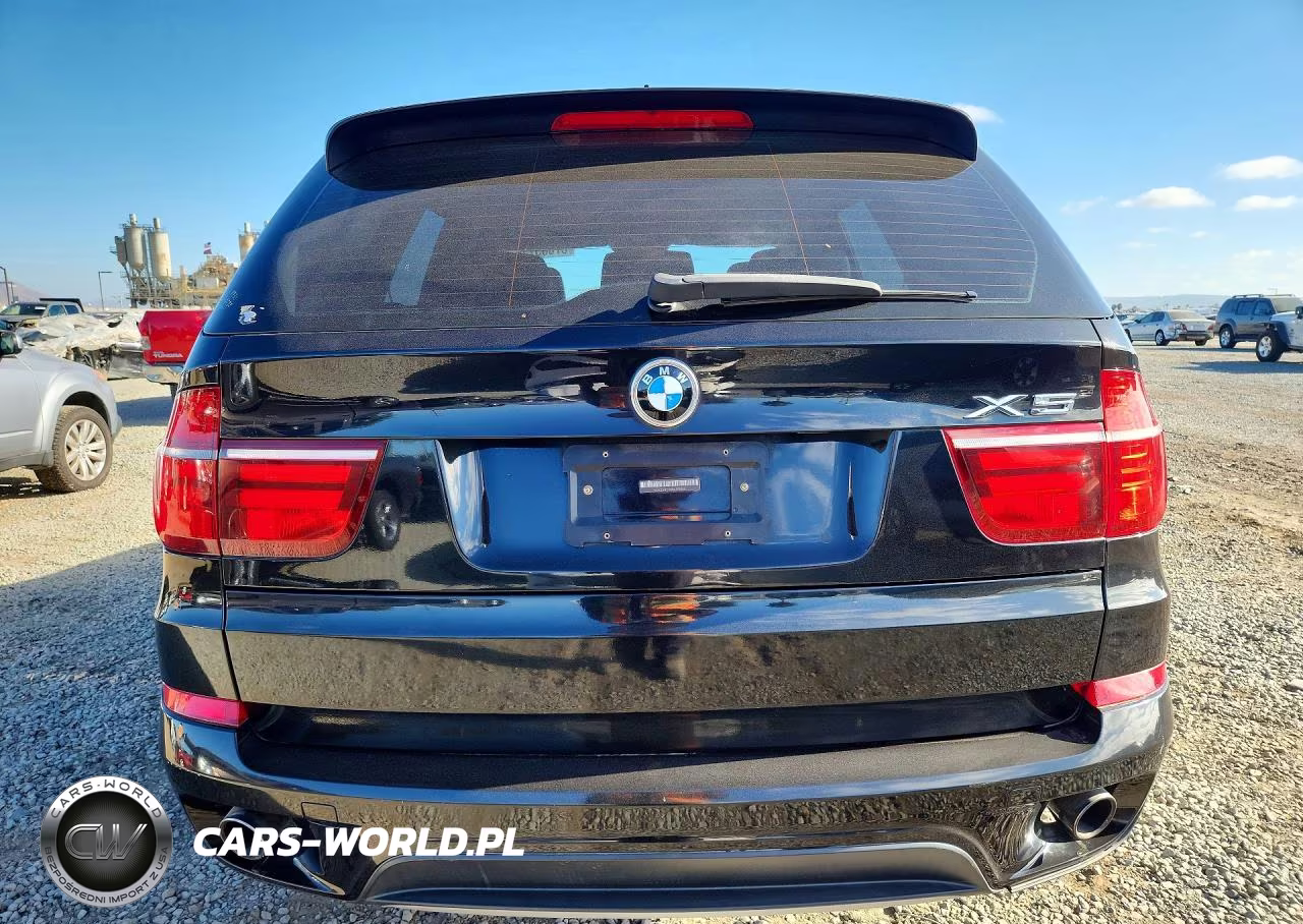2011 BMW X5 xDrive35I VIN:5UXZV4C50BL739084 - 6