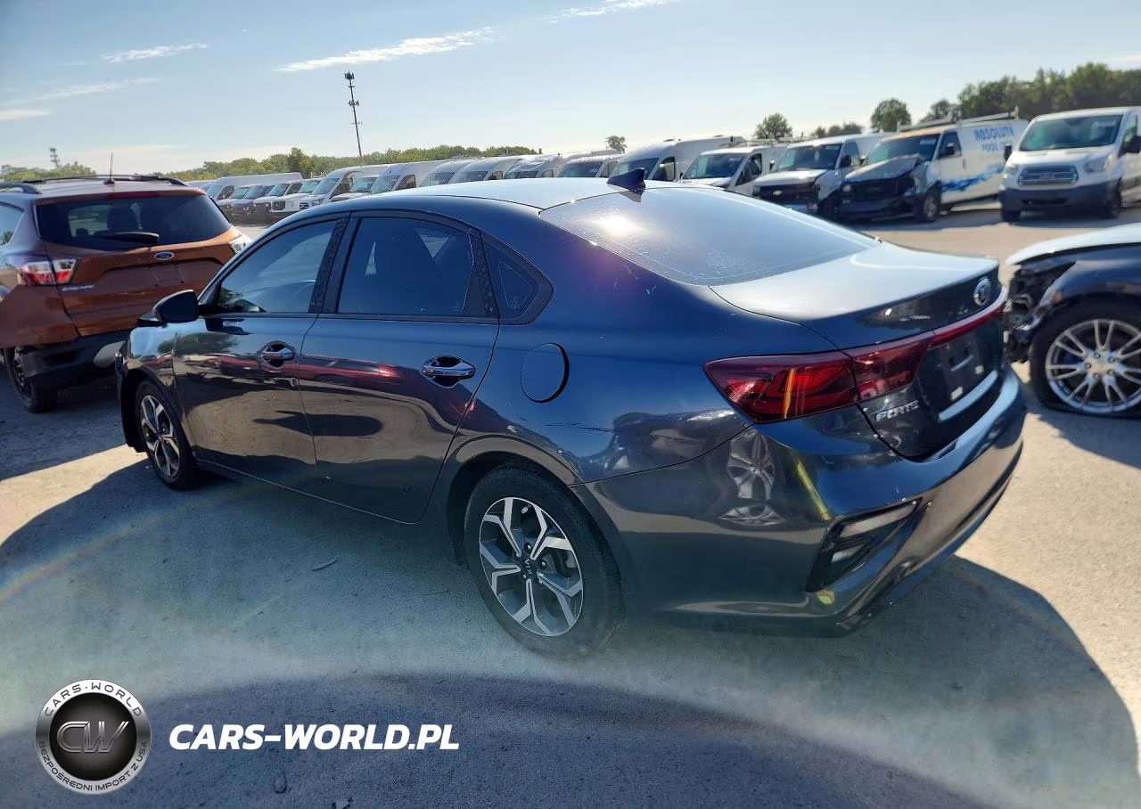 2019 Kia Forte Lxs VIN:3KPF24AD7KE083692 - 2