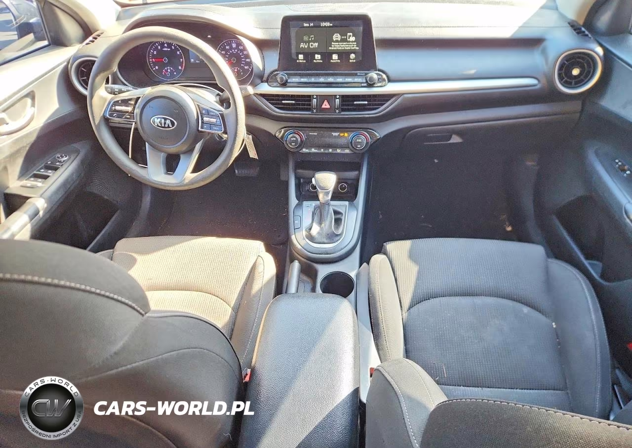 2019 Kia Forte Lxs VIN:3KPF24AD7KE083692 - 8