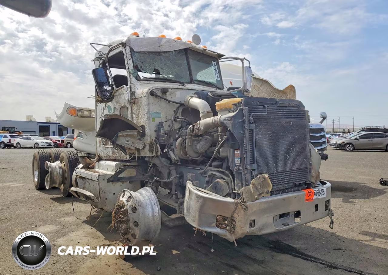 2012 Peterbilt 384 Semi Truck VIN:1XPVDP9X5CD165475 - 4