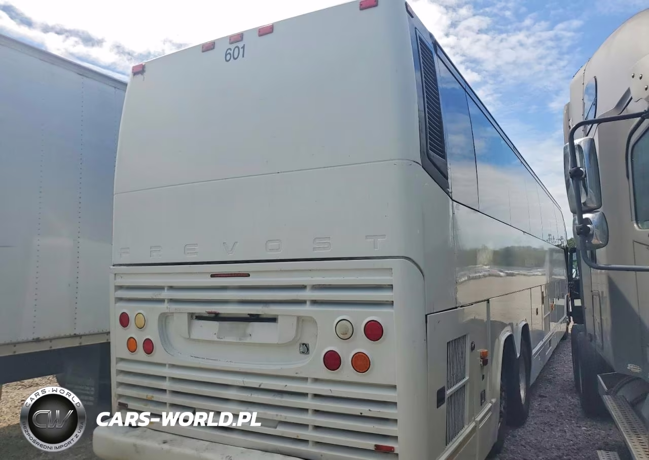 2006 Prevost Bus VIN:2PCH3349361010393 - 4