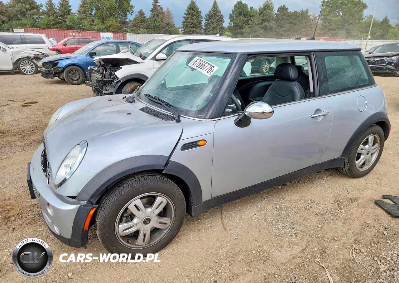 2006 Mini Cooper VIN:WMWRC335X6TK18328 - 1
