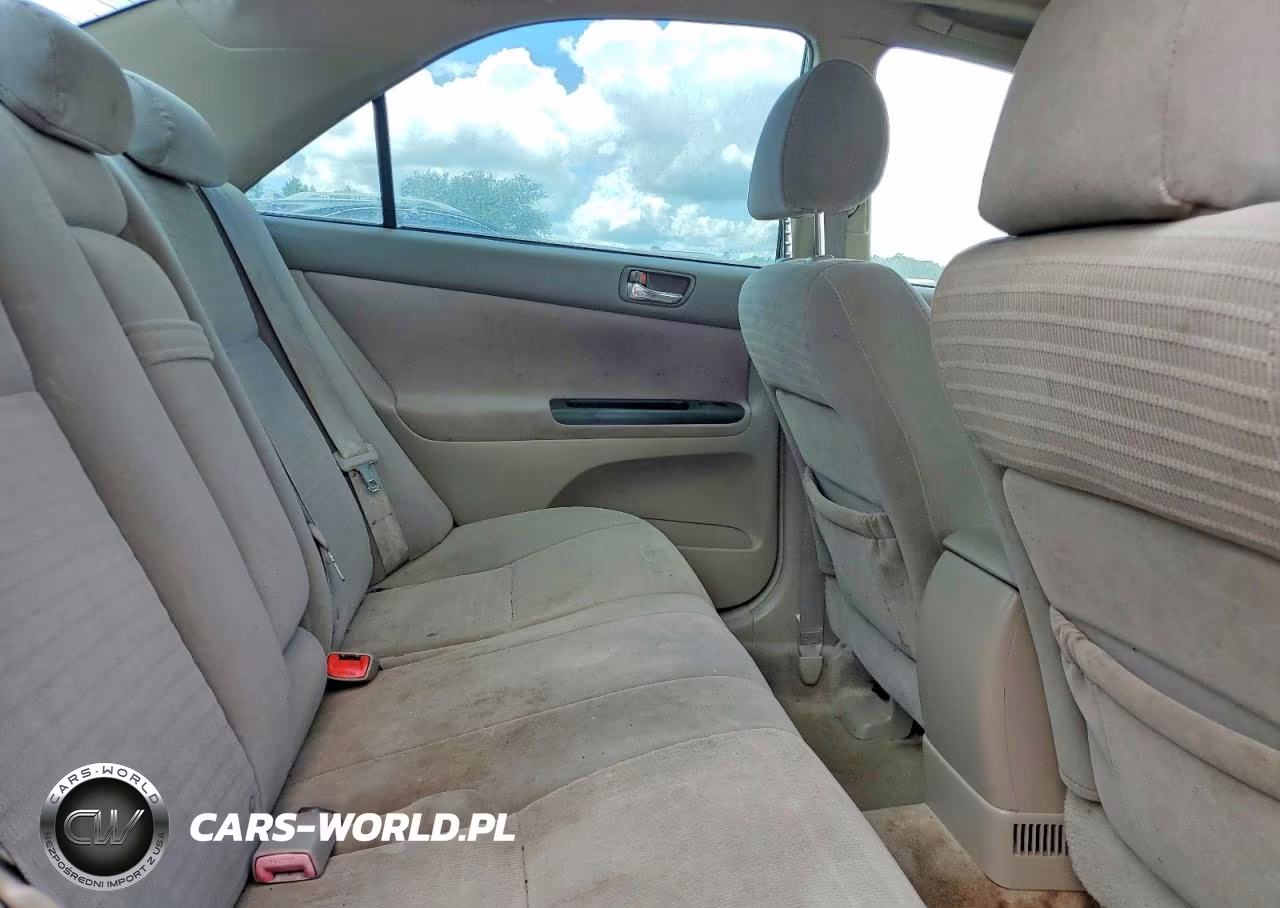 2005 Toyota Camry Le VIN:4T1BE32K35U393322 - 10