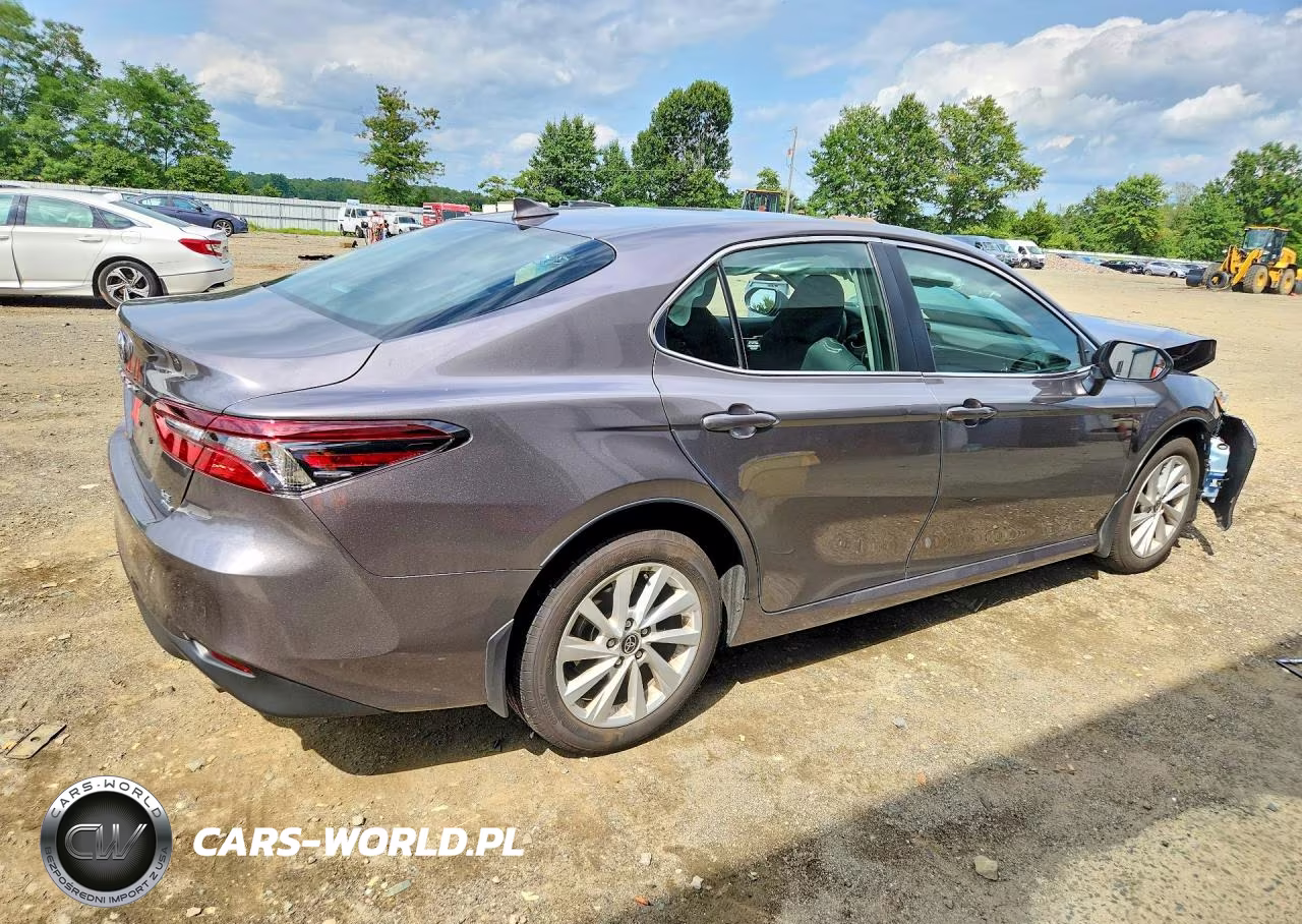 2024 Toyota Camry Le VIN:4T1C11BK6RU122913 - 3