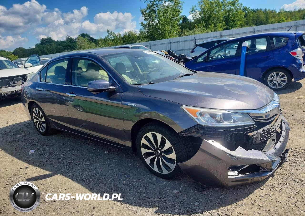 2017 Honda Accord Hybrid Exl VIN:JHMCR6F5XHC020077 - 4