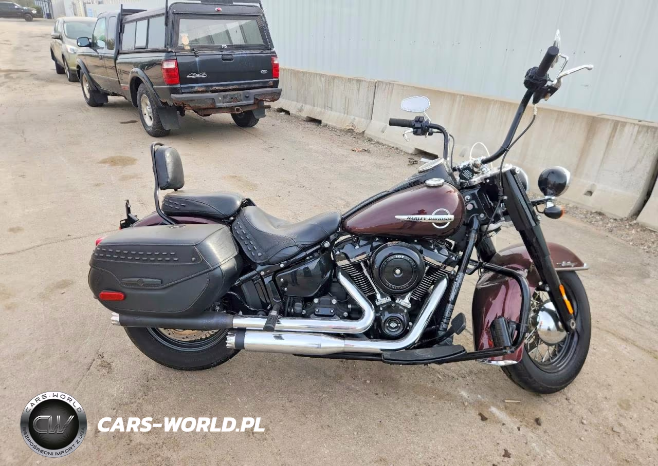 2018 Harley-Davidson Flhc Heritage Classic VIN:1HD1YAJ18JC054204 - 1