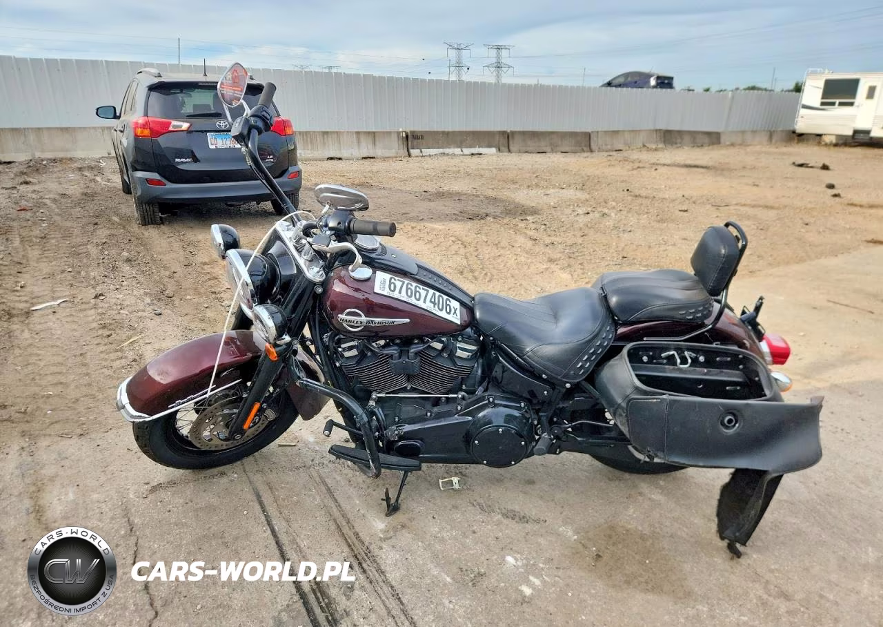 2018 Harley-Davidson Flhc Heritage Classic VIN:1HD1YAJ18JC054204 - 3