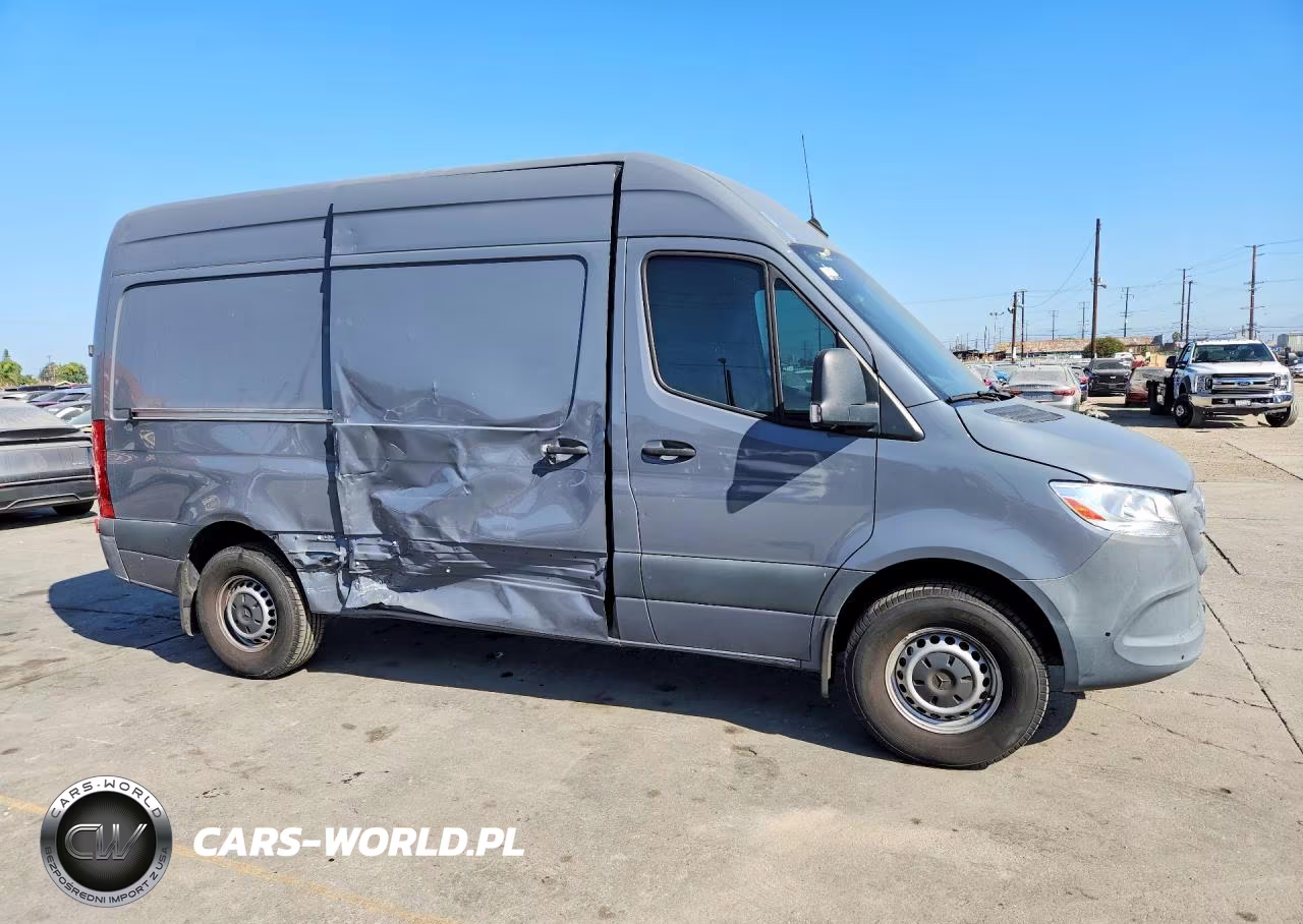 2022 Mercedes-Benz Sprinter 2500 VIN:W1Y4DBHY5NT103783 - 4