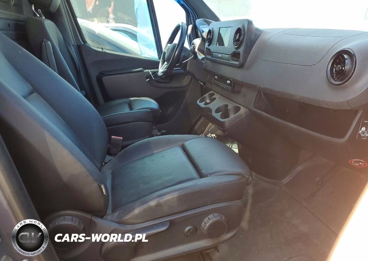 2022 Mercedes-Benz Sprinter 2500 VIN:W1Y4DBHY5NT103783 - 7