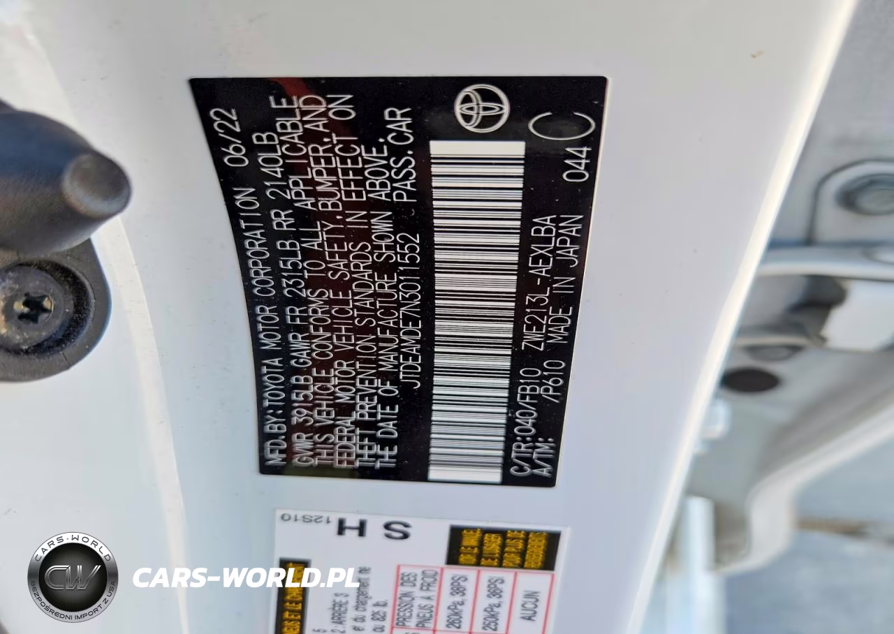 2022 Toyota Corolla Le VIN:JTDEAMDE7N3011552 - 12
