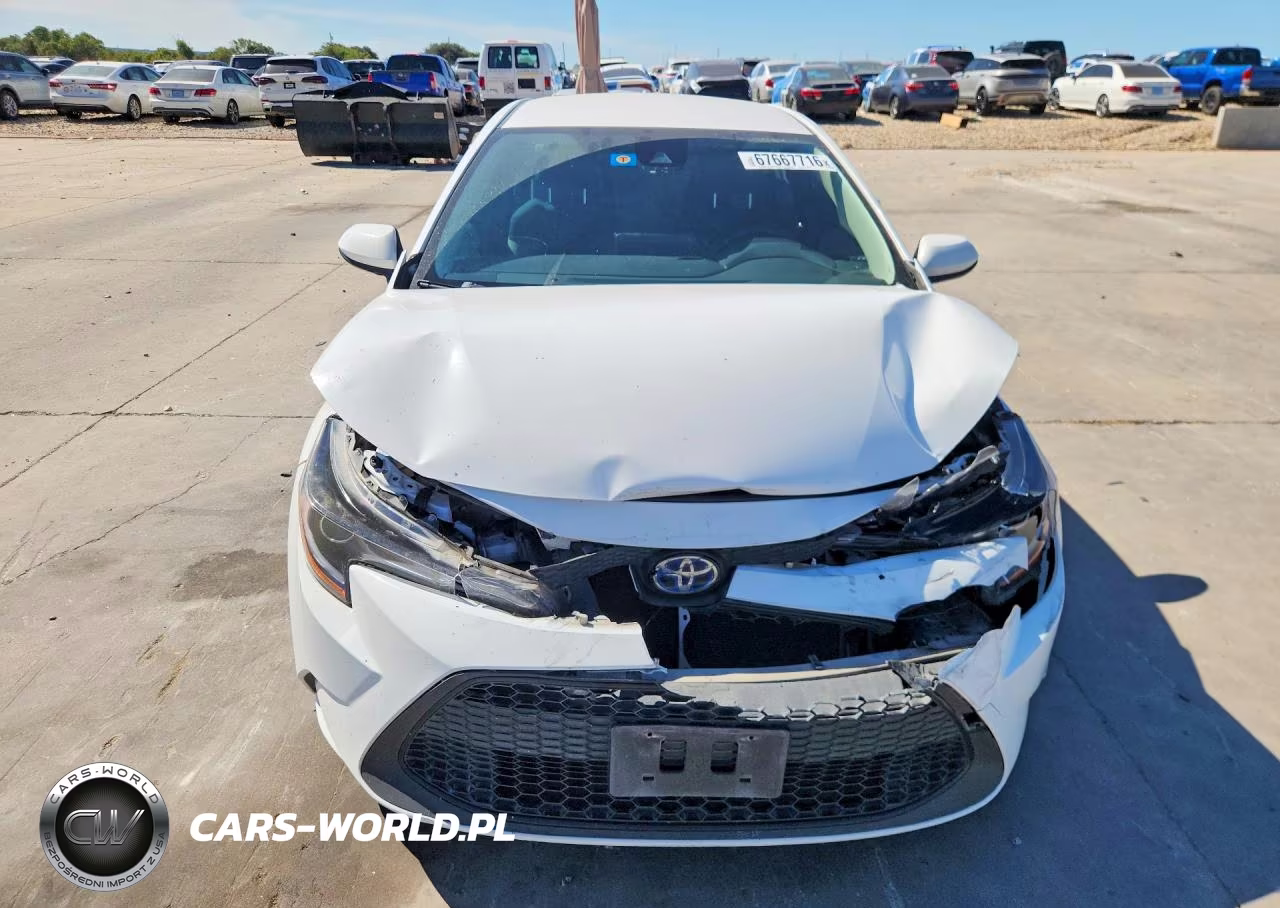2022 Toyota Corolla Le VIN:JTDEAMDE7N3011552 - 5