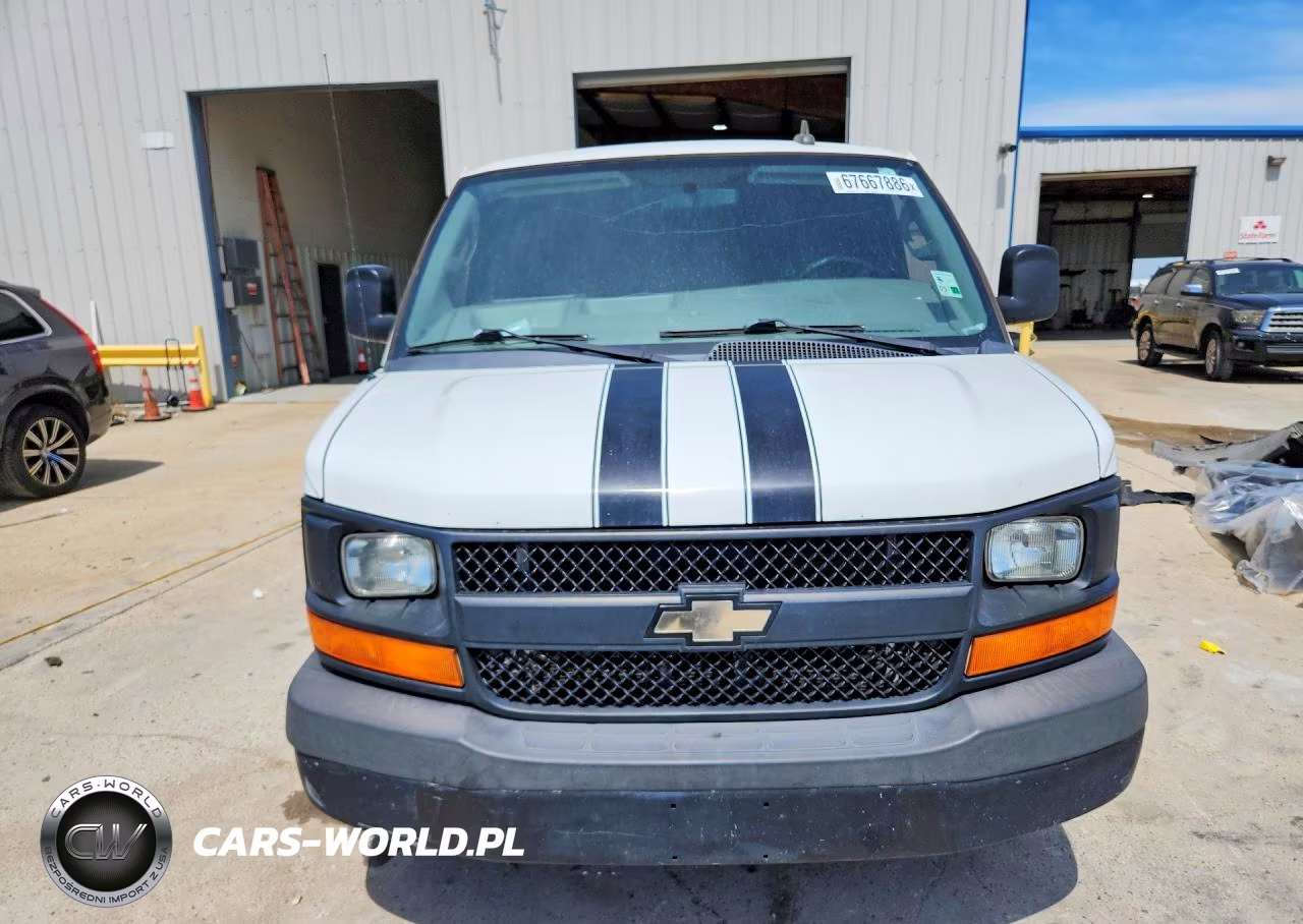 2016 Chevrolet Express G2500 VIN:1GCWGBFF4G1128064 - 5