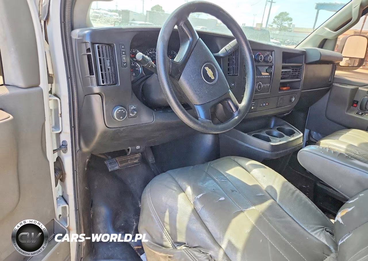 2016 Chevrolet Express G2500 VIN:1GCWGBFF4G1128064 - 8