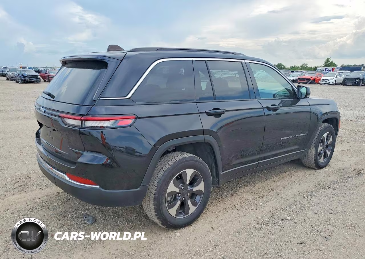 2024 Jeep Grand Cherokee Limited 4Xe VIN:1C4RJYB62RC117367 - 3
