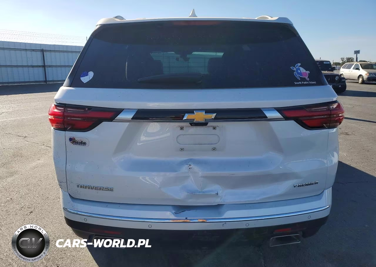 2022 Chevrolet Traverse Premier VIN:1GNERKKW2NJ189445 - 6