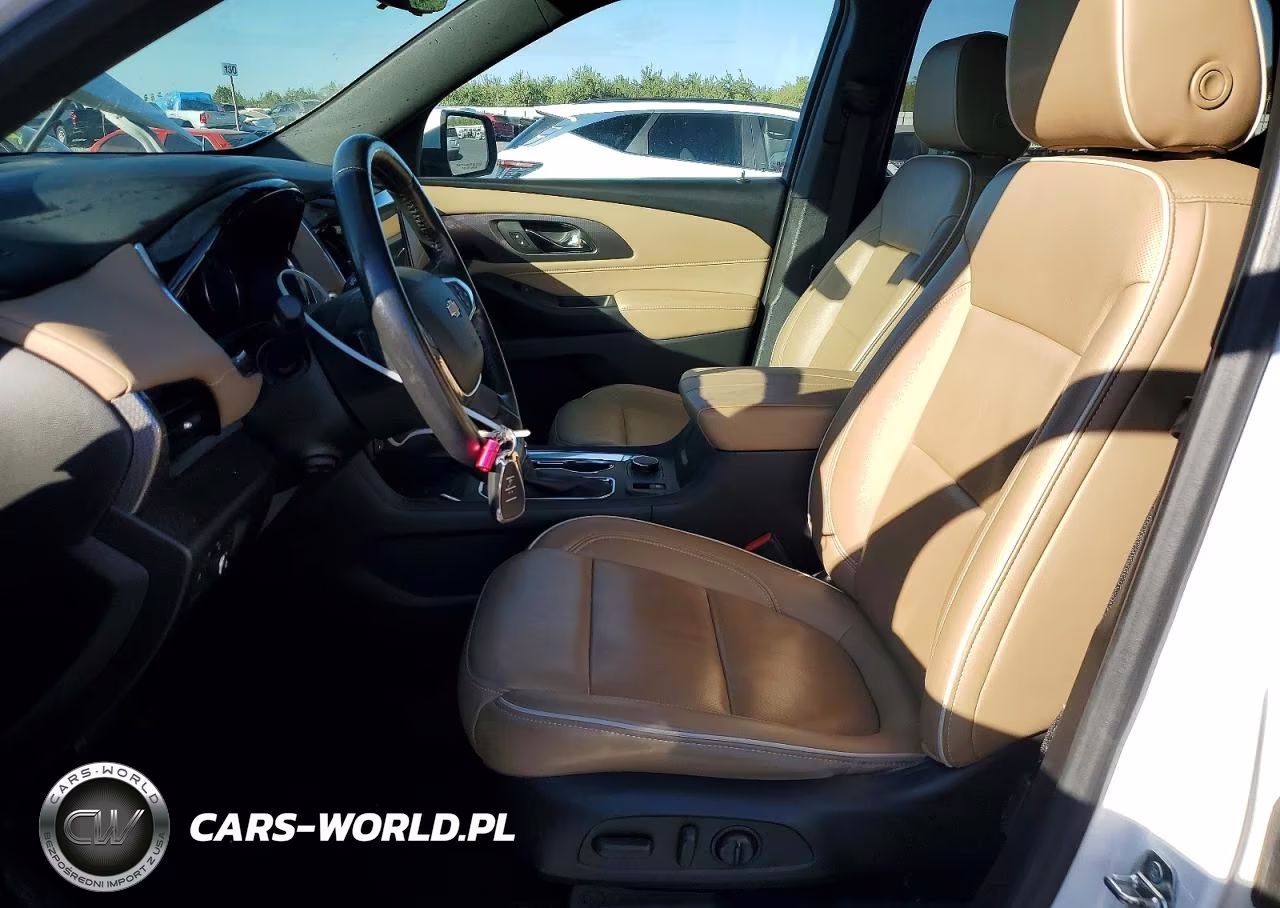 2022 Chevrolet Traverse Premier VIN:1GNERKKW2NJ189445 - 7