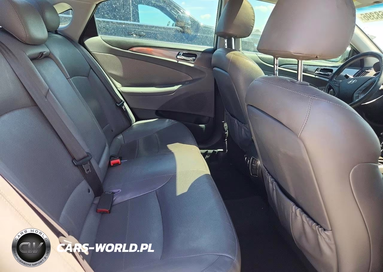 2012 Hyundai Sonata Hybrid VIN:KMHEC4A46CA061398 - 10