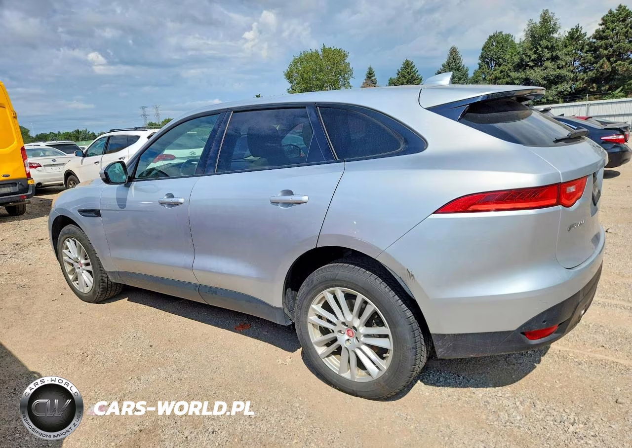2017 Jaguar F-Pace Prestige VIN:SADCK2BV6HA085660 - 2