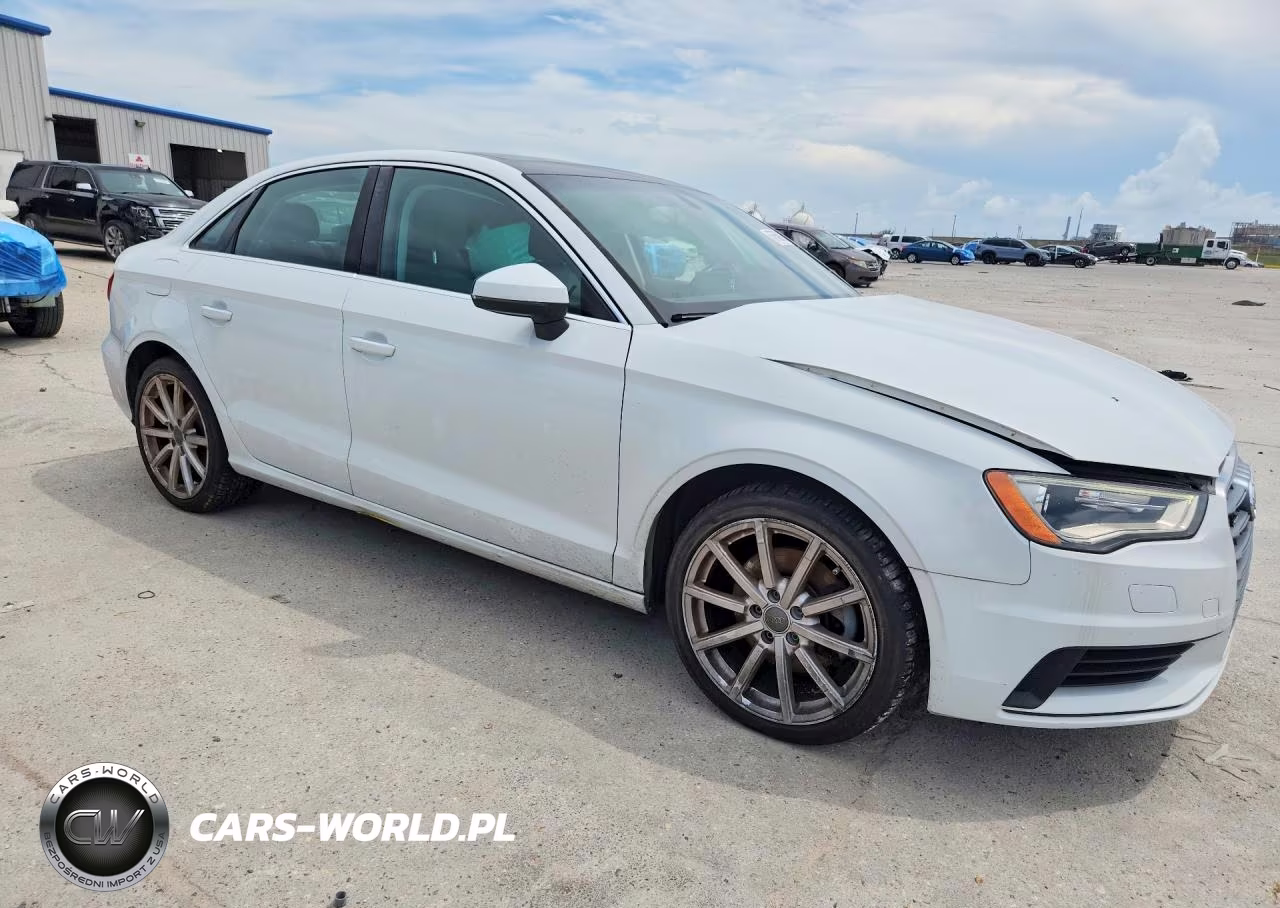 2015 Audi A3 Premium VIN:WAUBFGFF8F1040788 - 4