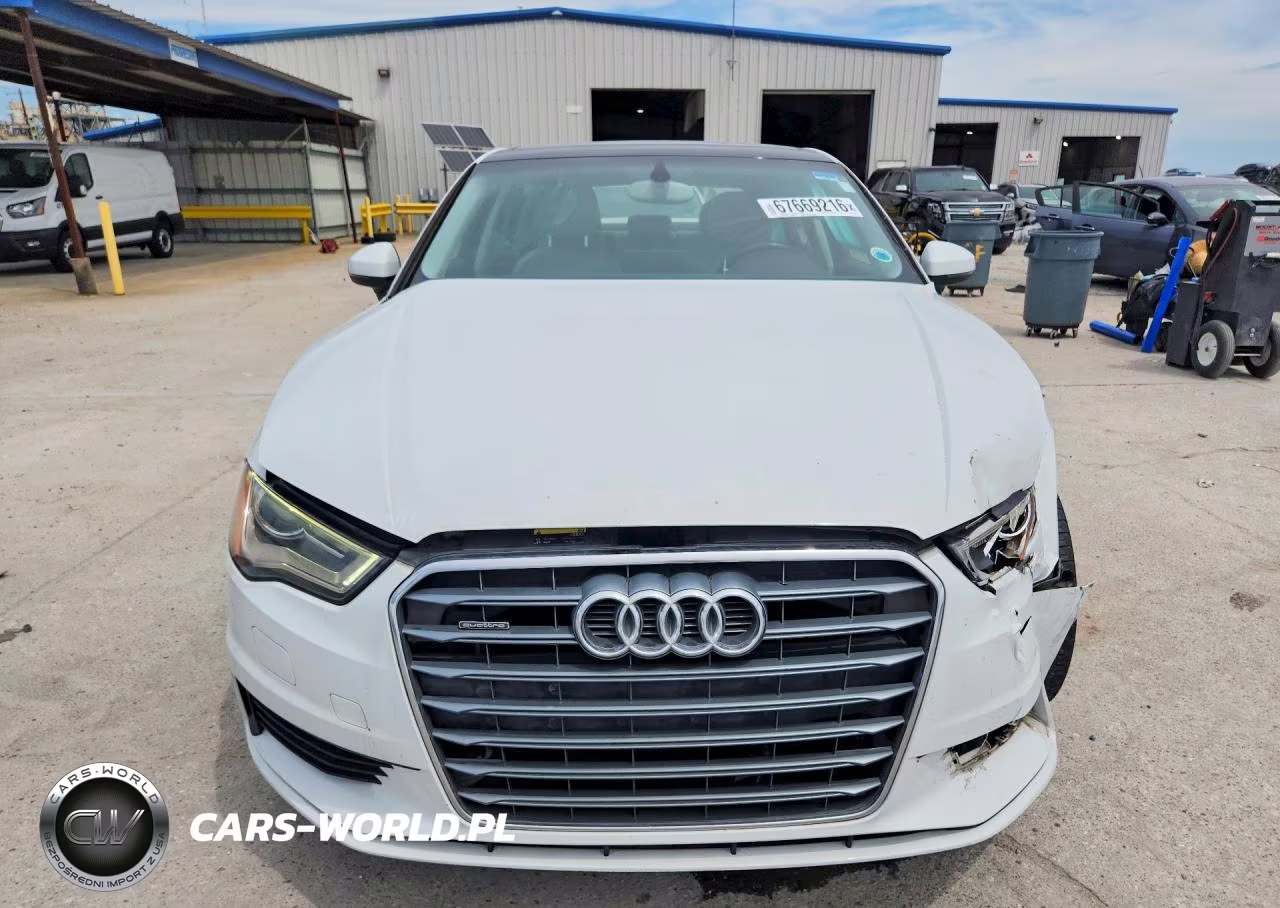2015 Audi A3 Premium VIN:WAUBFGFF8F1040788 - 5