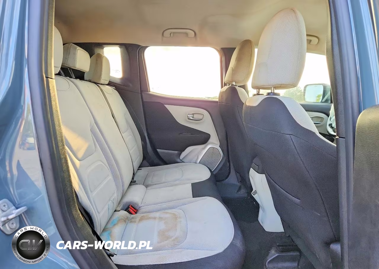 2018 Jeep Renegade Latitude VIN:ZACCJBBB0JPJ54043 - 11