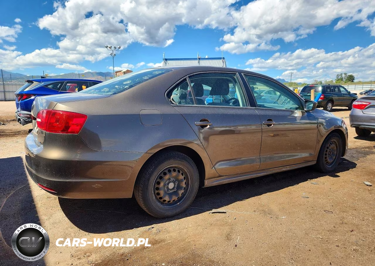 2013 Volkswagen Jetta Base VIN:3VW2K7AJ6DM350767 - 3