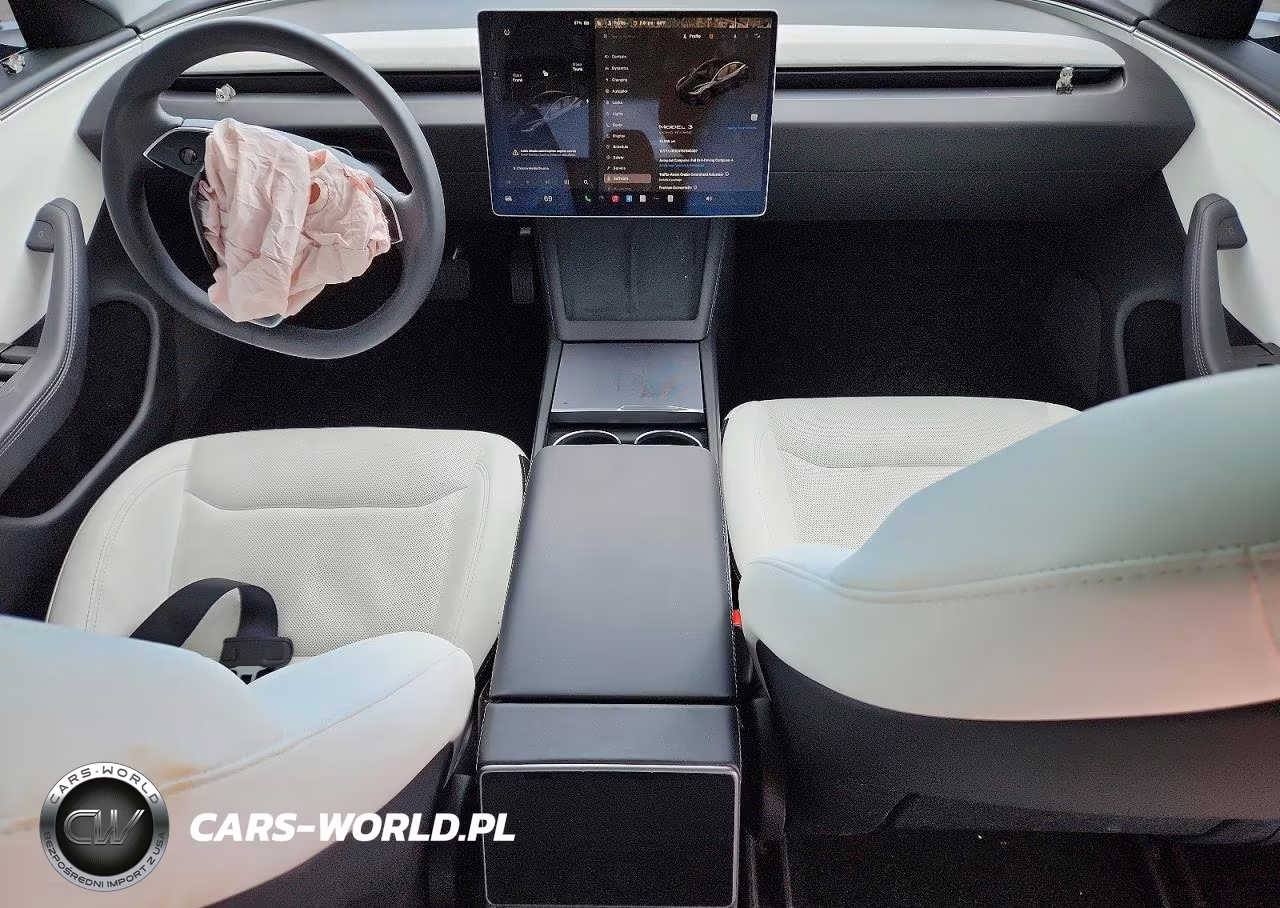 2025 Tesla Model 3 VIN:5YJ3E1EA7SF940337 - 8