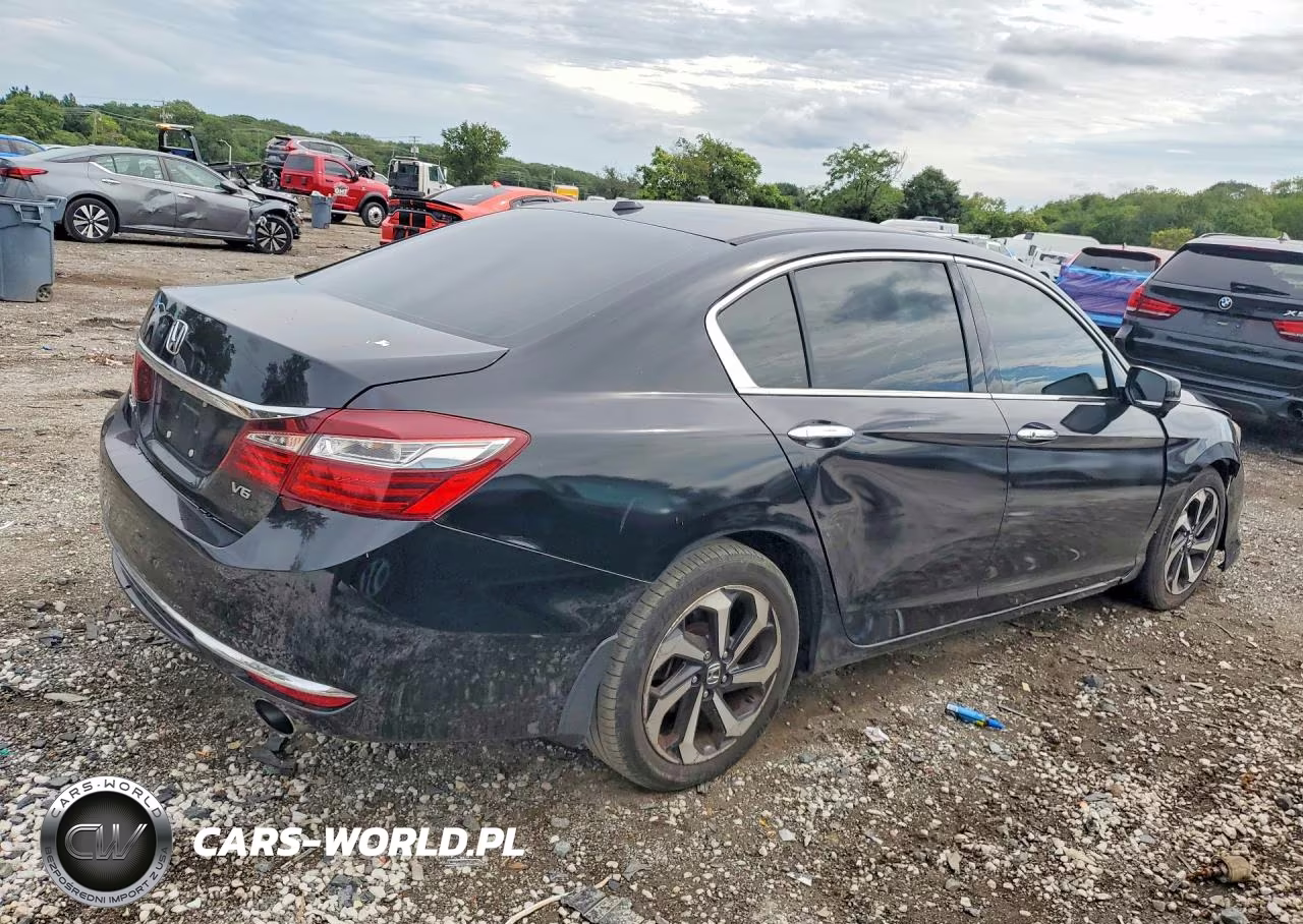 2017 Honda Accord Exl VIN:1HGCR3F81HA009802 - 3