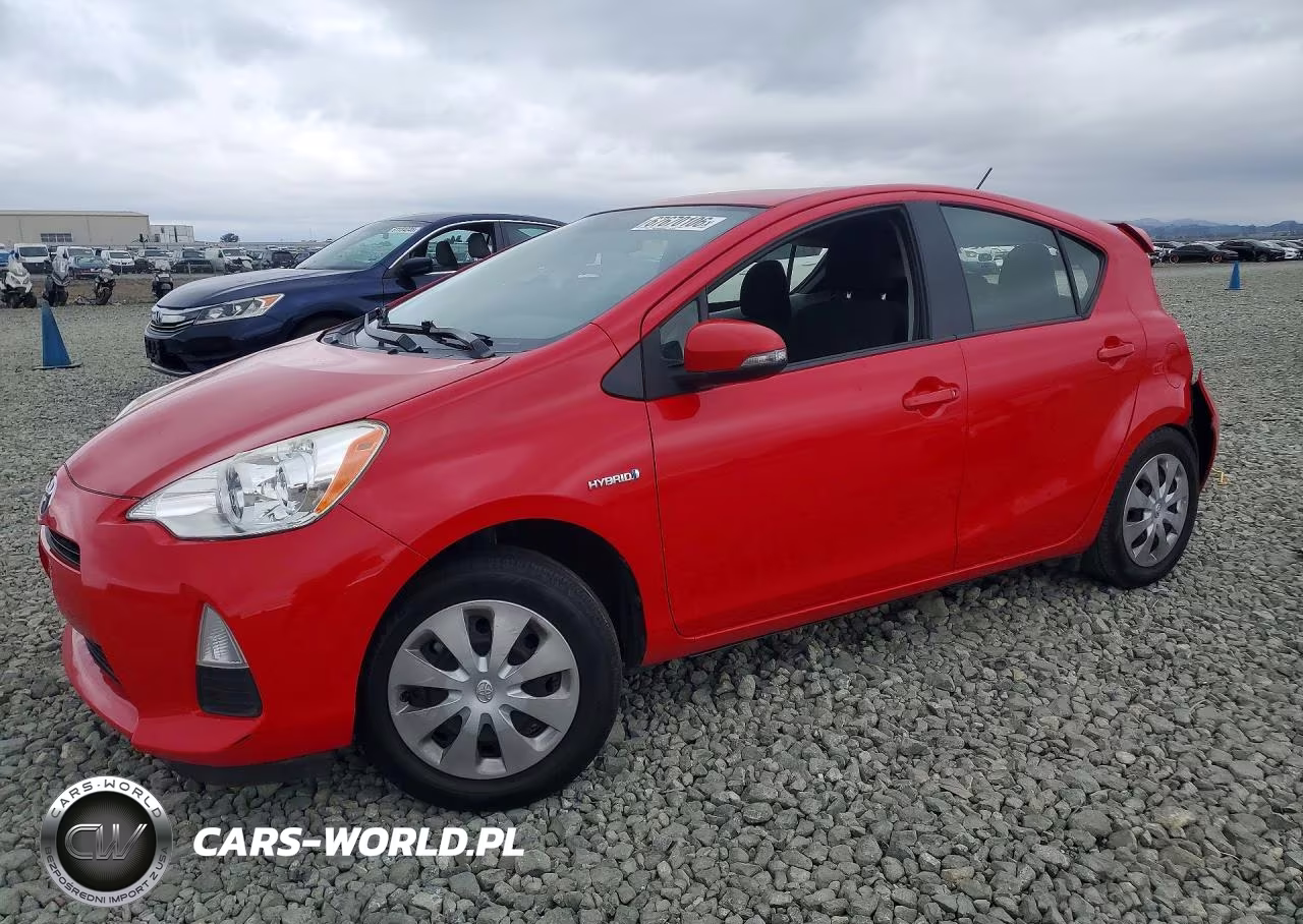2014 Toyota Prius C Three