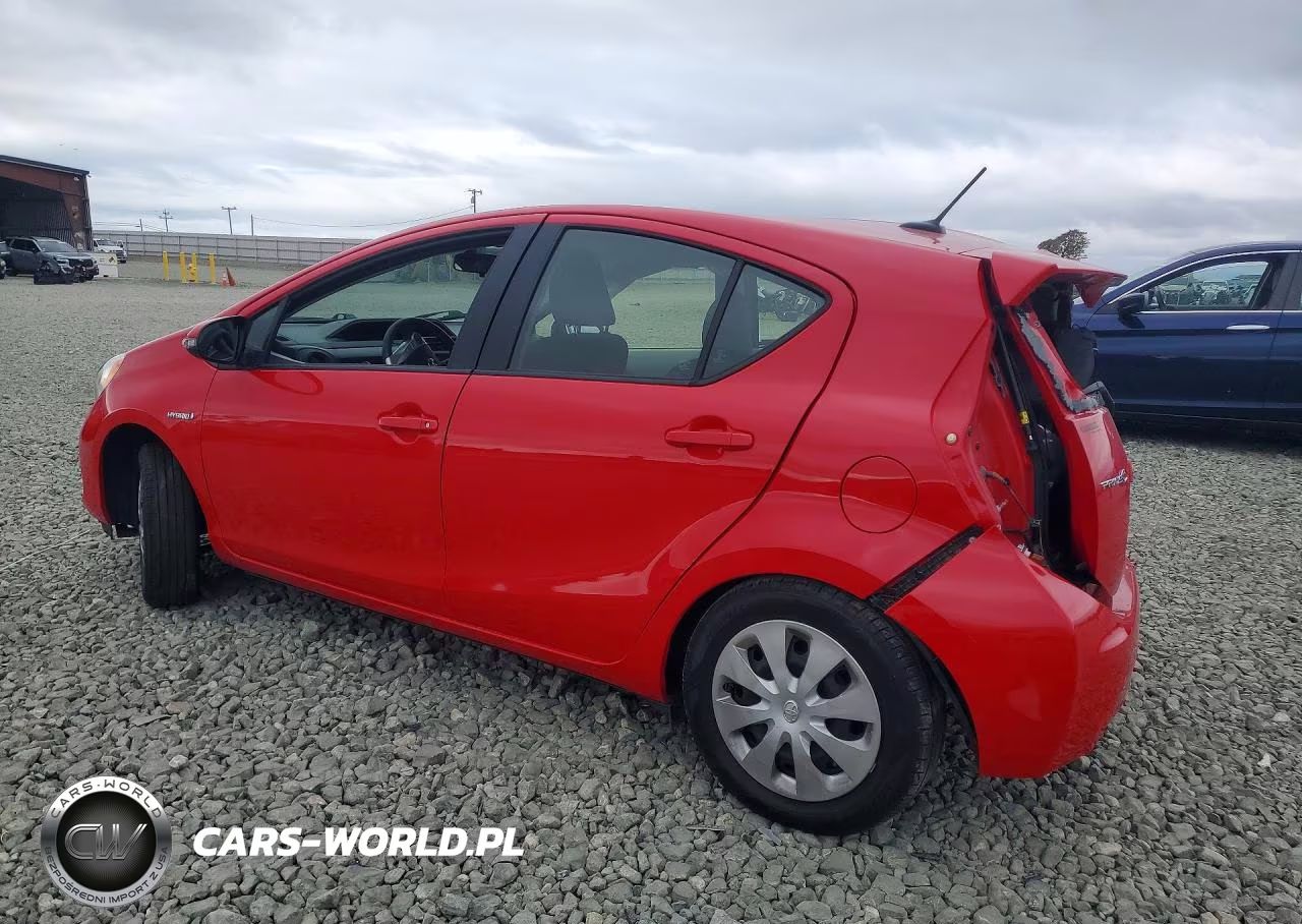 2014 Toyota Prius C Three VIN:JTDKDTB34E1569716 - 2