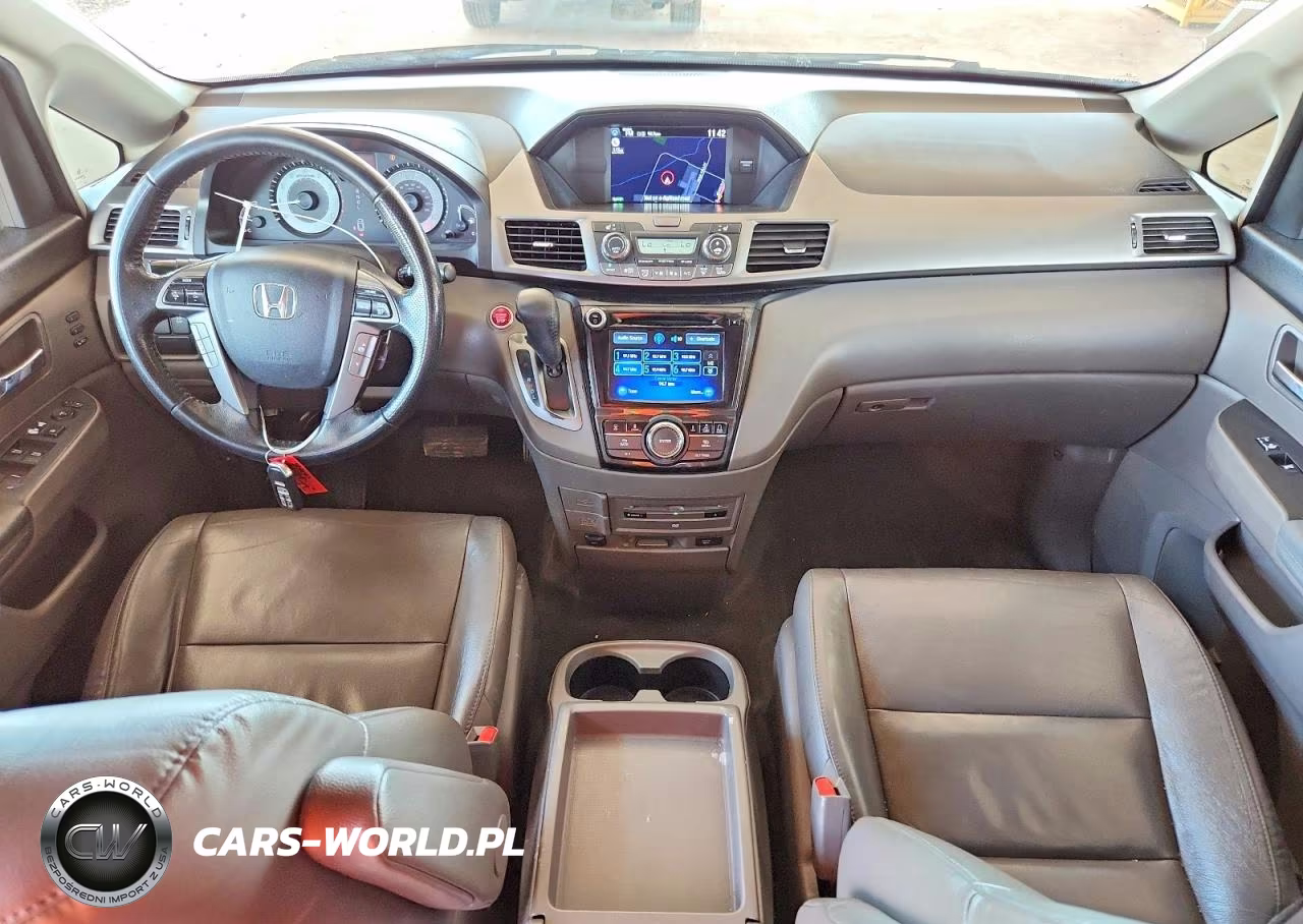 2015 Honda Odyssey Touring VIN:5FNRL5H90FB002209 - 8