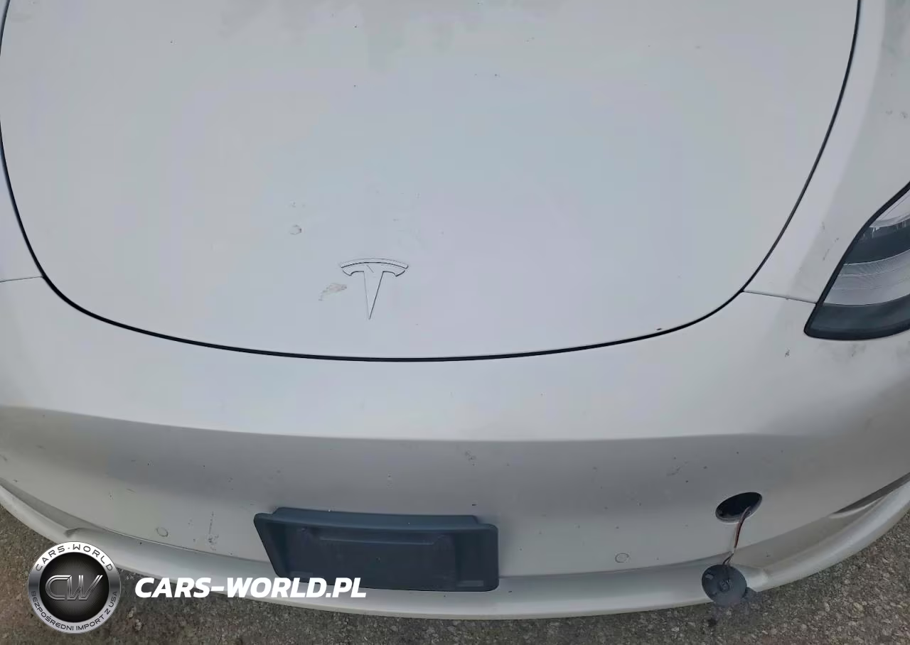 2021 Tesla Model Y VIN:5YJYGAEEXMF207589 - 11