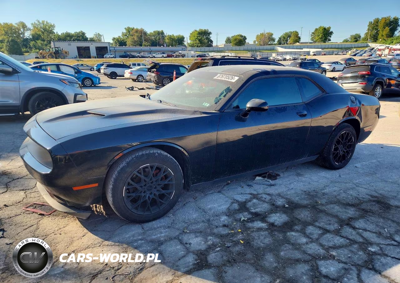 2015 Dodge Challenger Sxt