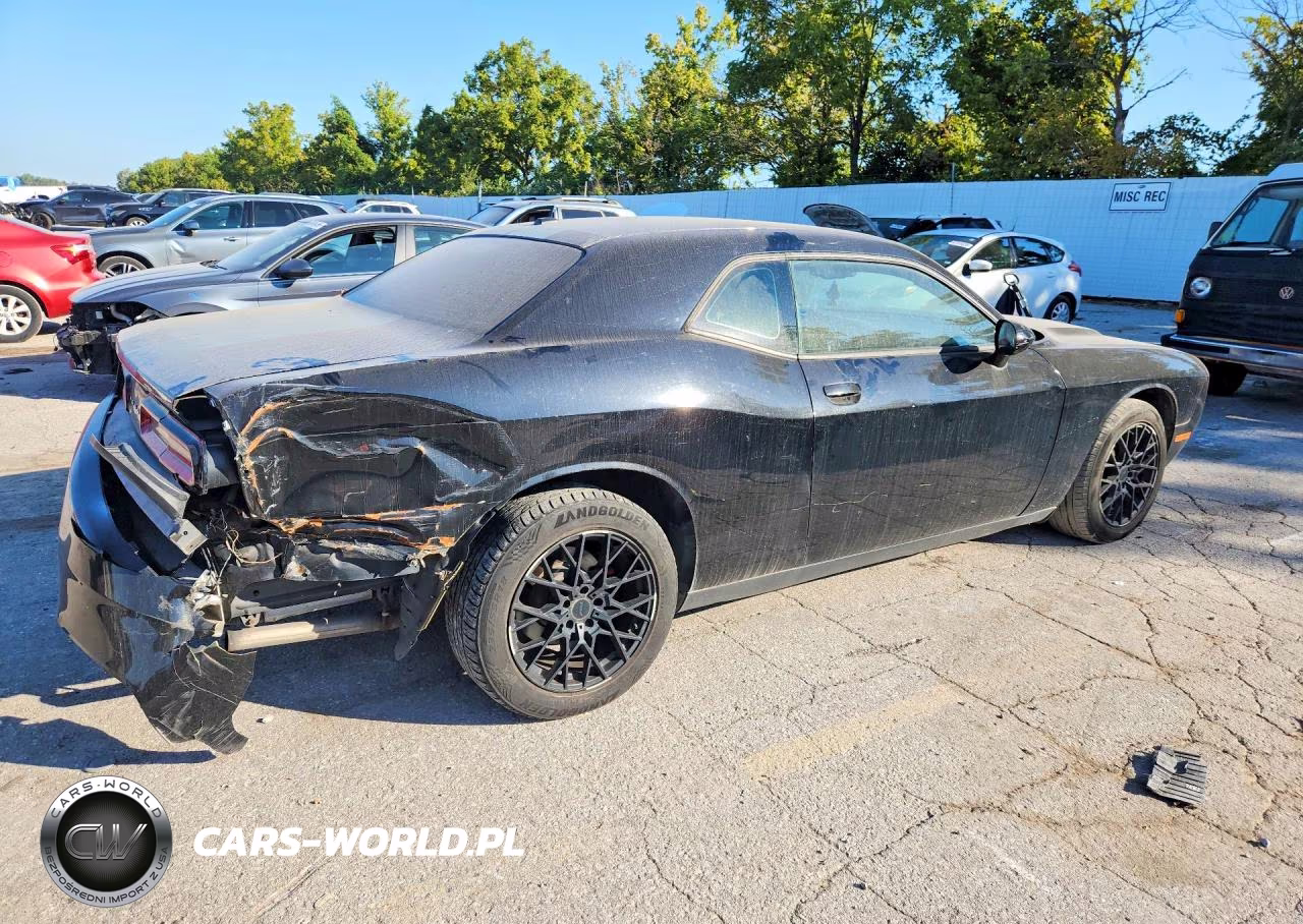 2015 Dodge Challenger Sxt VIN:2C3CDZAG4FH864995 - 3