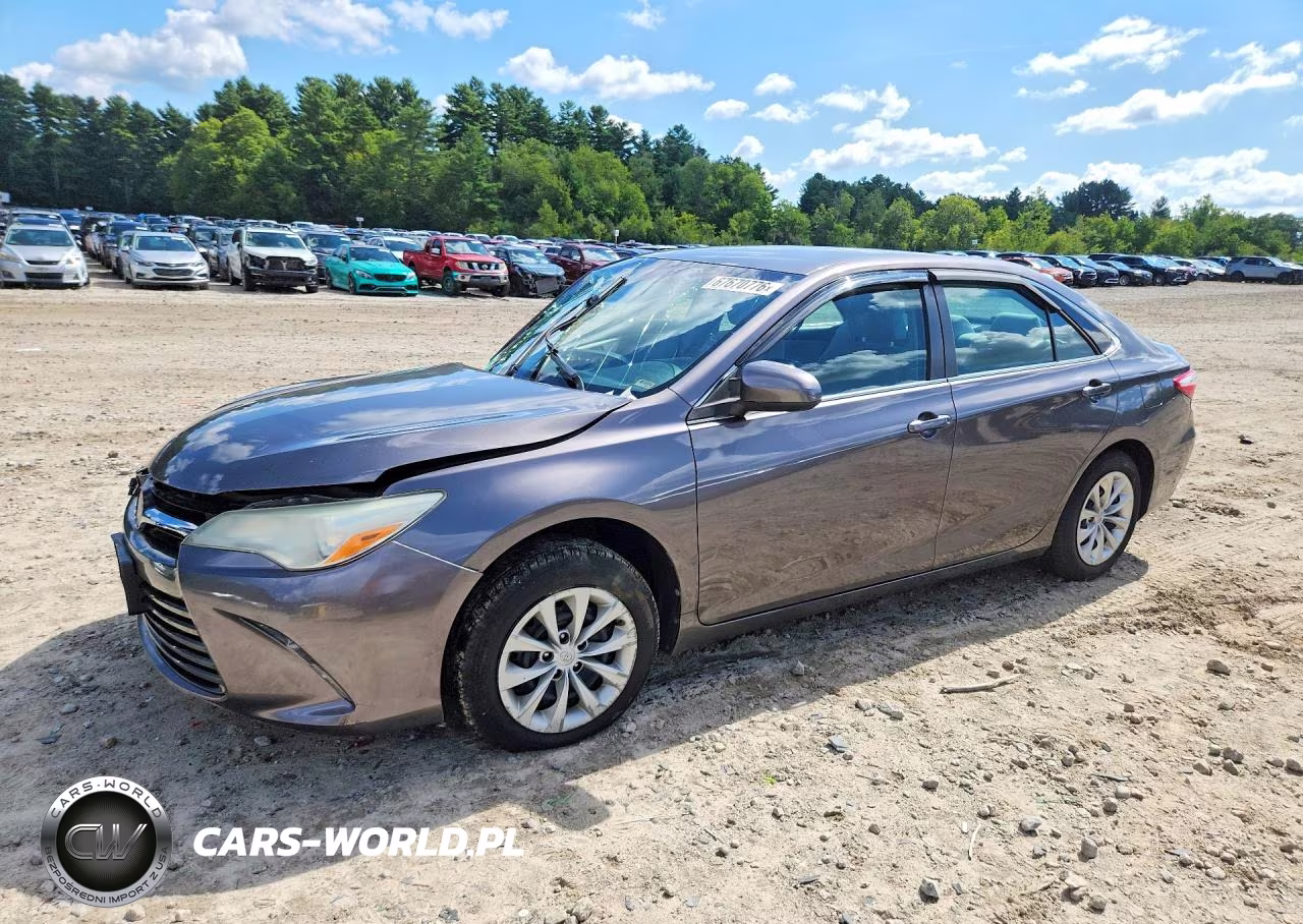 2016 Toyota Camry Le