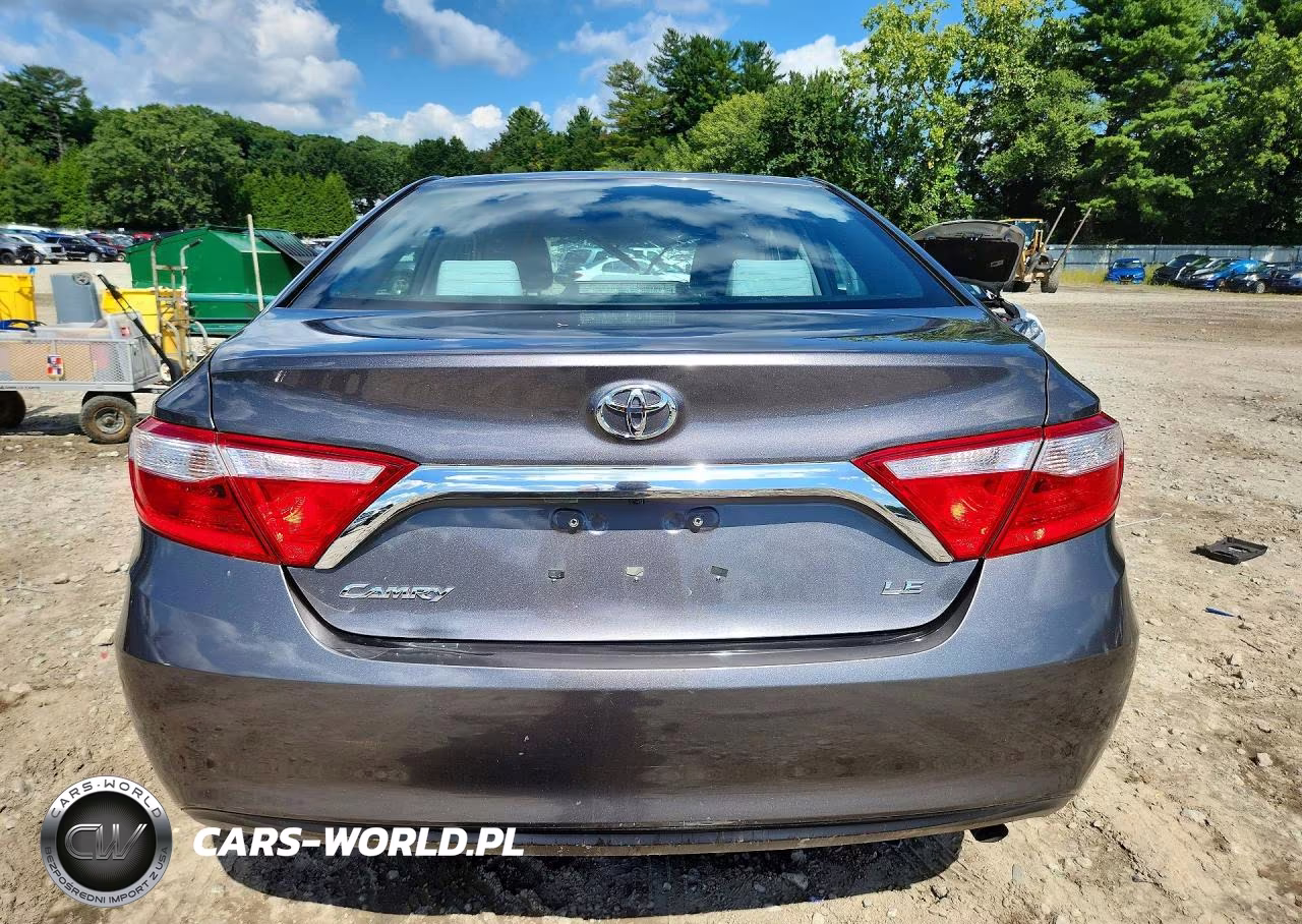 2016 Toyota Camry Le VIN:4T1BF1FK1GU163079 - 6