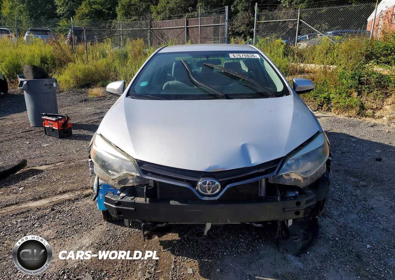 2015 Toyota Corolla Le VIN:2T1BURHE1FC359390 - 5