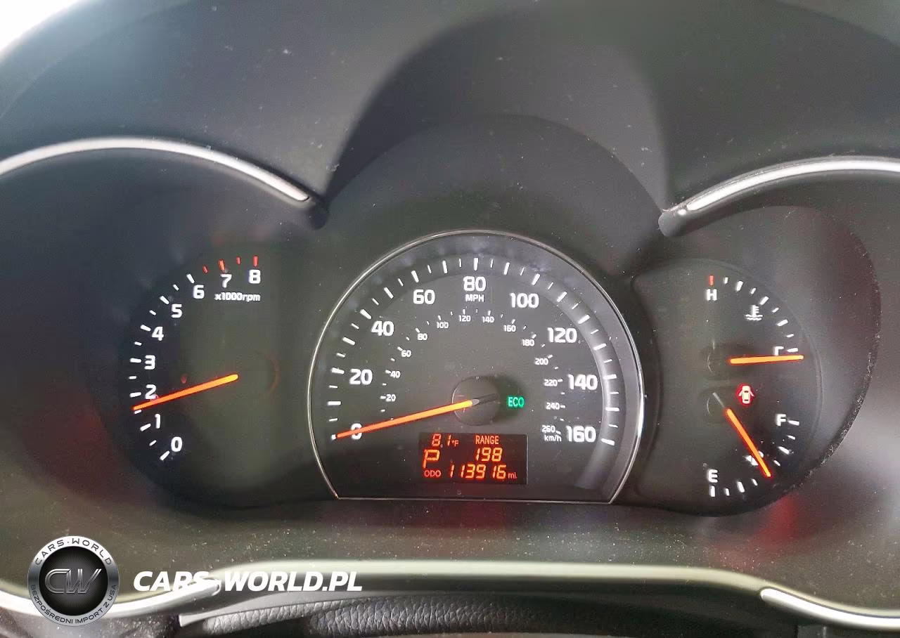 2014 Kia Sorento Lx VIN:5XYKTCA61EG530919 - 9