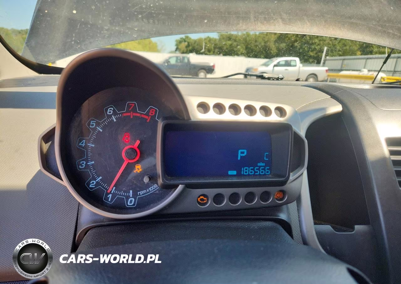 2014 Chevrolet Sonic Lt VIN:1G1JC5SH6E4202037 - 9