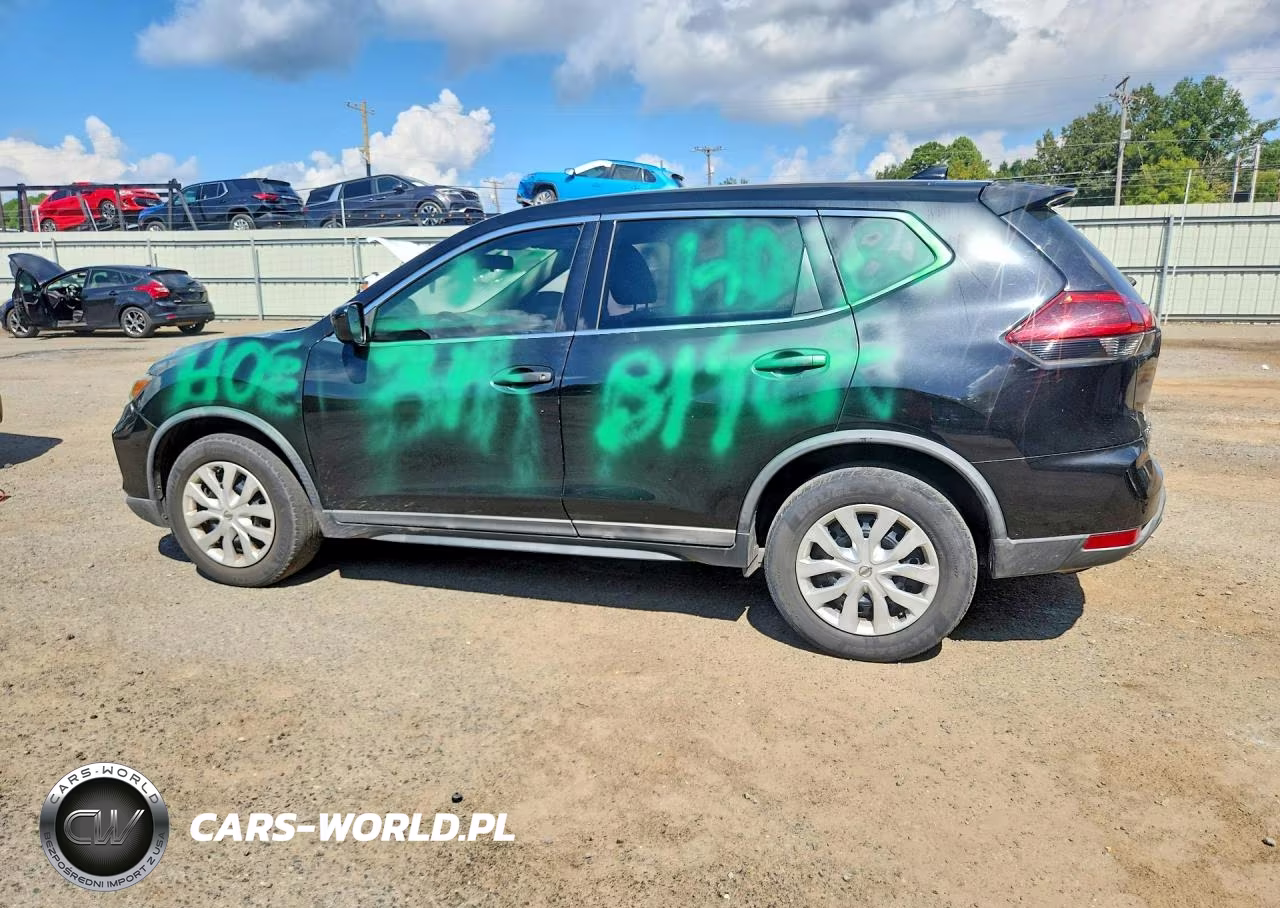 2018 Nissan Rogue S VIN:KNMAT2MT8JP555802 - 2