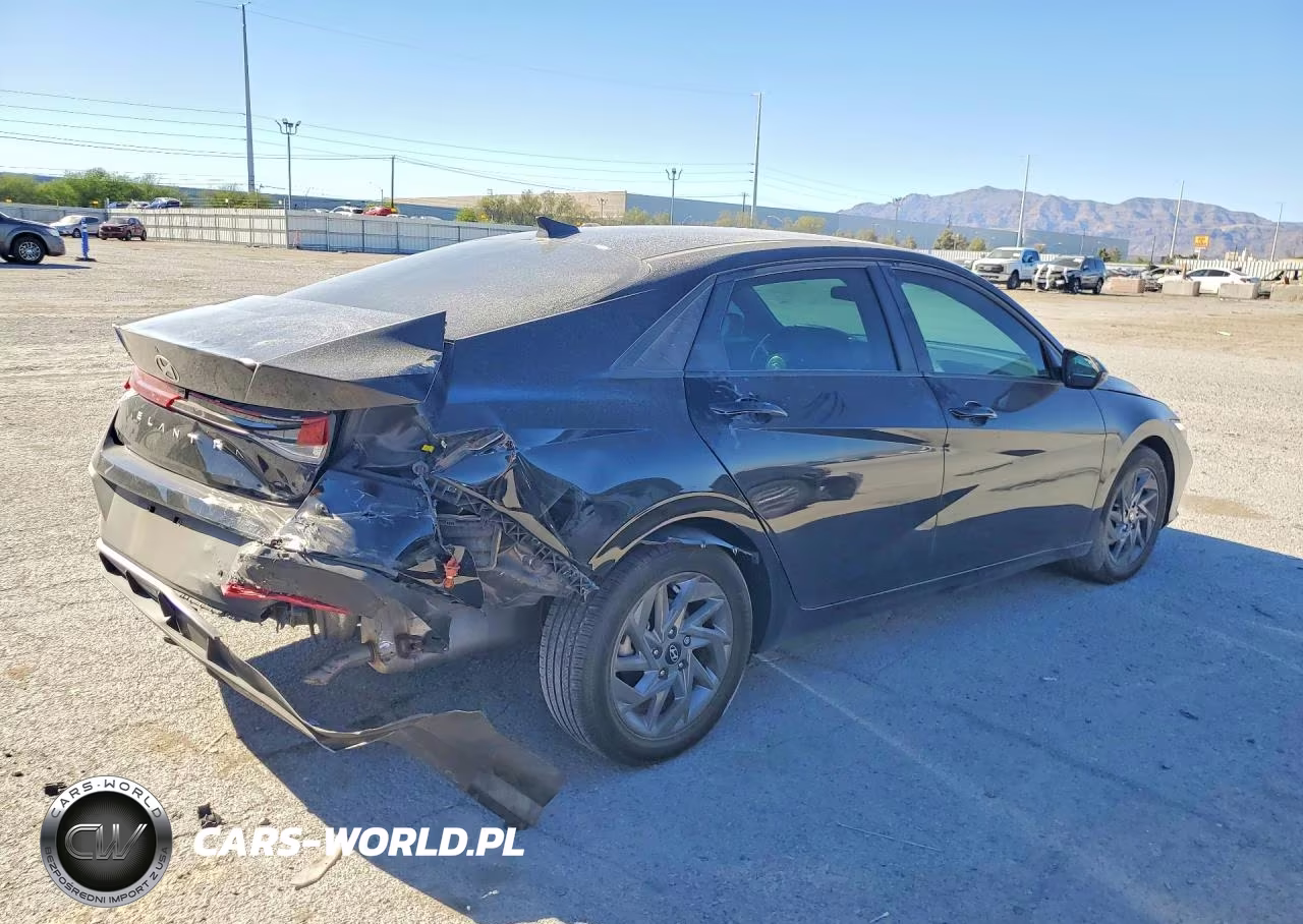 2024 Hyundai Elantra Sel VIN:KMHLM4DG6RU804871 - 3