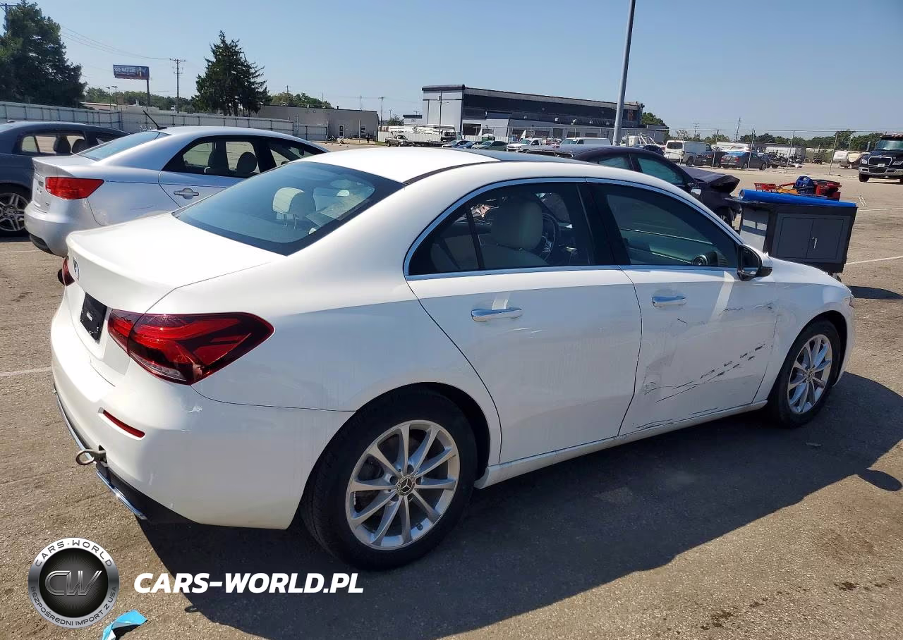 2021 Mercedes-Benz A 220 VIN:W1K3G4EB1MJ280866 - 3