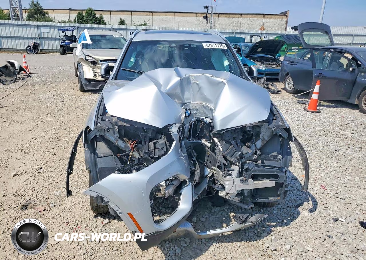 2018 BMW X3 xDrive30I VIN:5UXTR9C51JLD67229 - 5