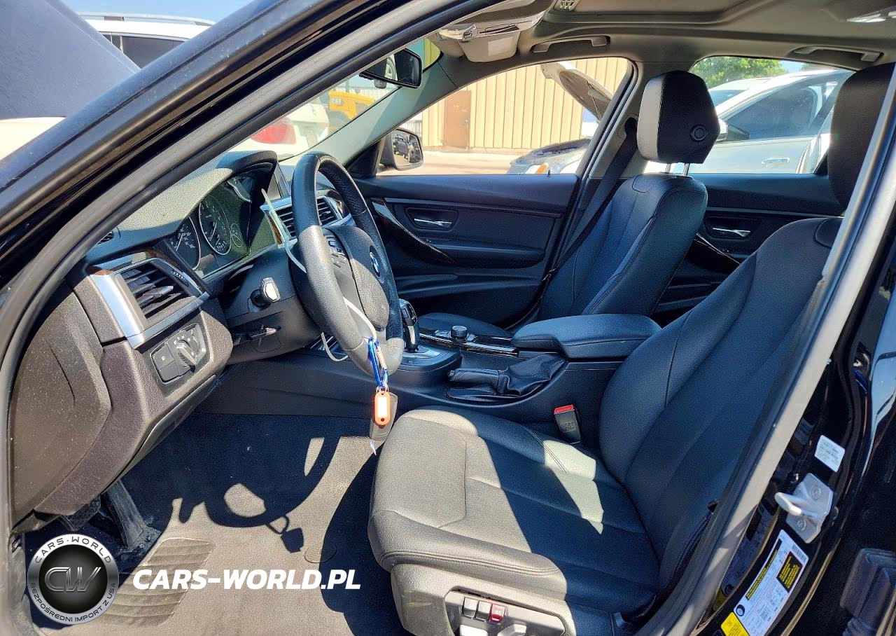 2017 BMW 320 Xi VIN:WBA8A3C37HK692827 - 7