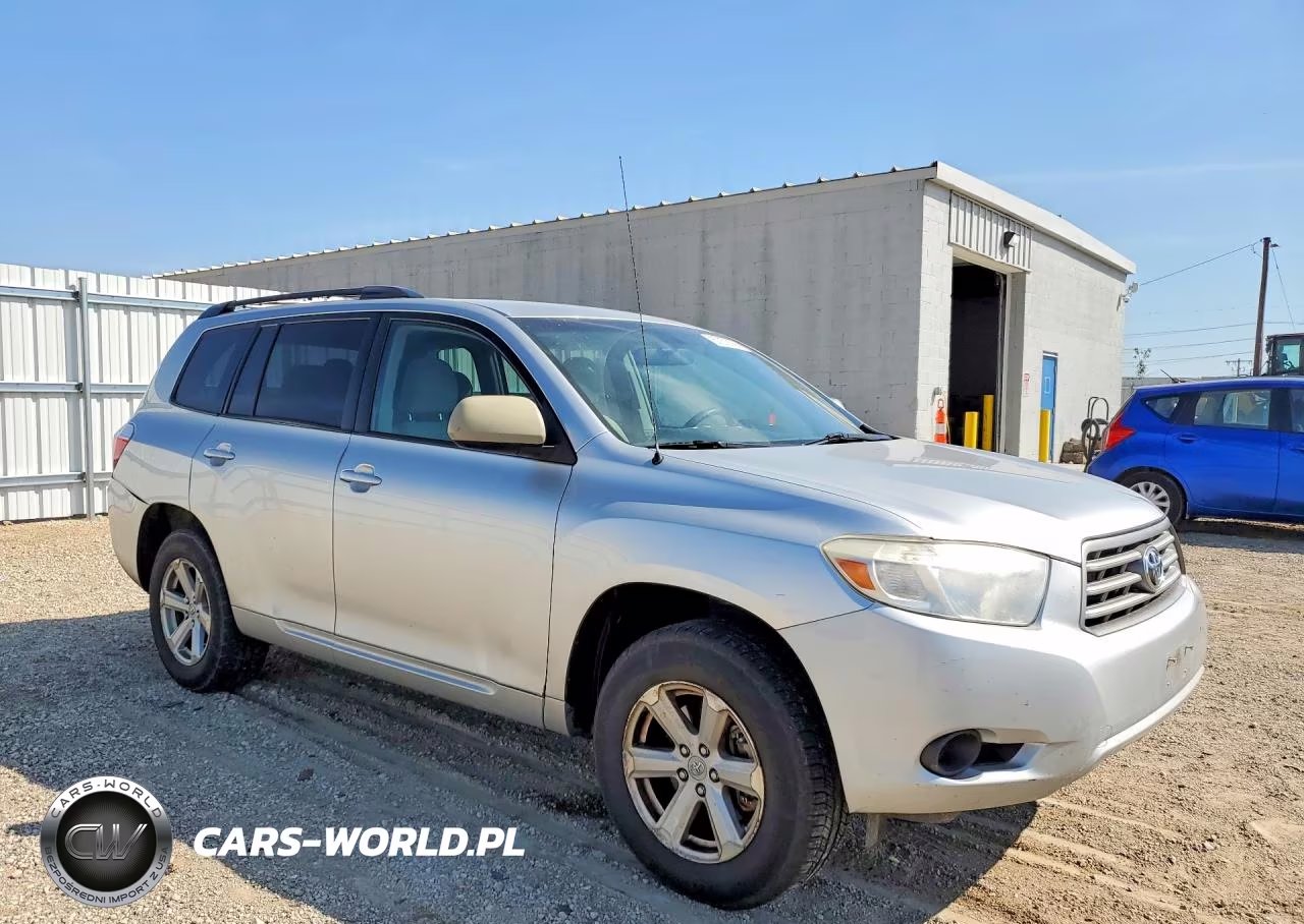 2010 Toyota Highlander Base VIN:5TDZK3EH1AS010472 - 4