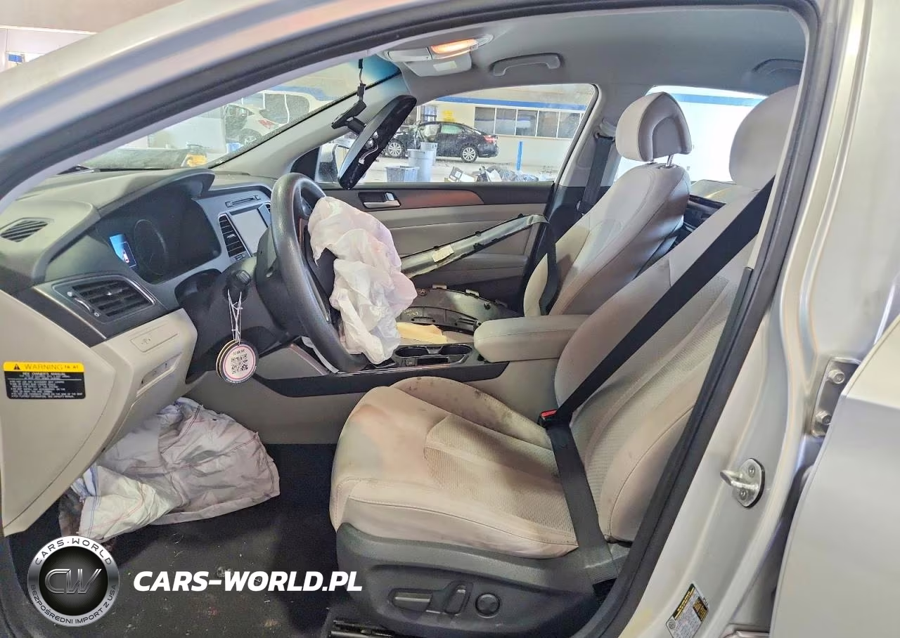 2016 Hyundai Sonata Sport VIN:5NPE34AF1GH281391 - 7