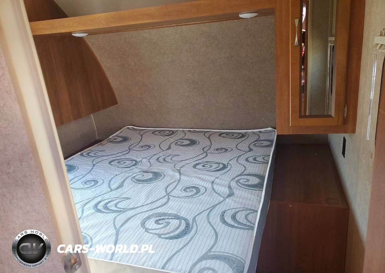 2018 Coachman Trailers - Camper VIN:5ZT2CATB3JU029794 - 9