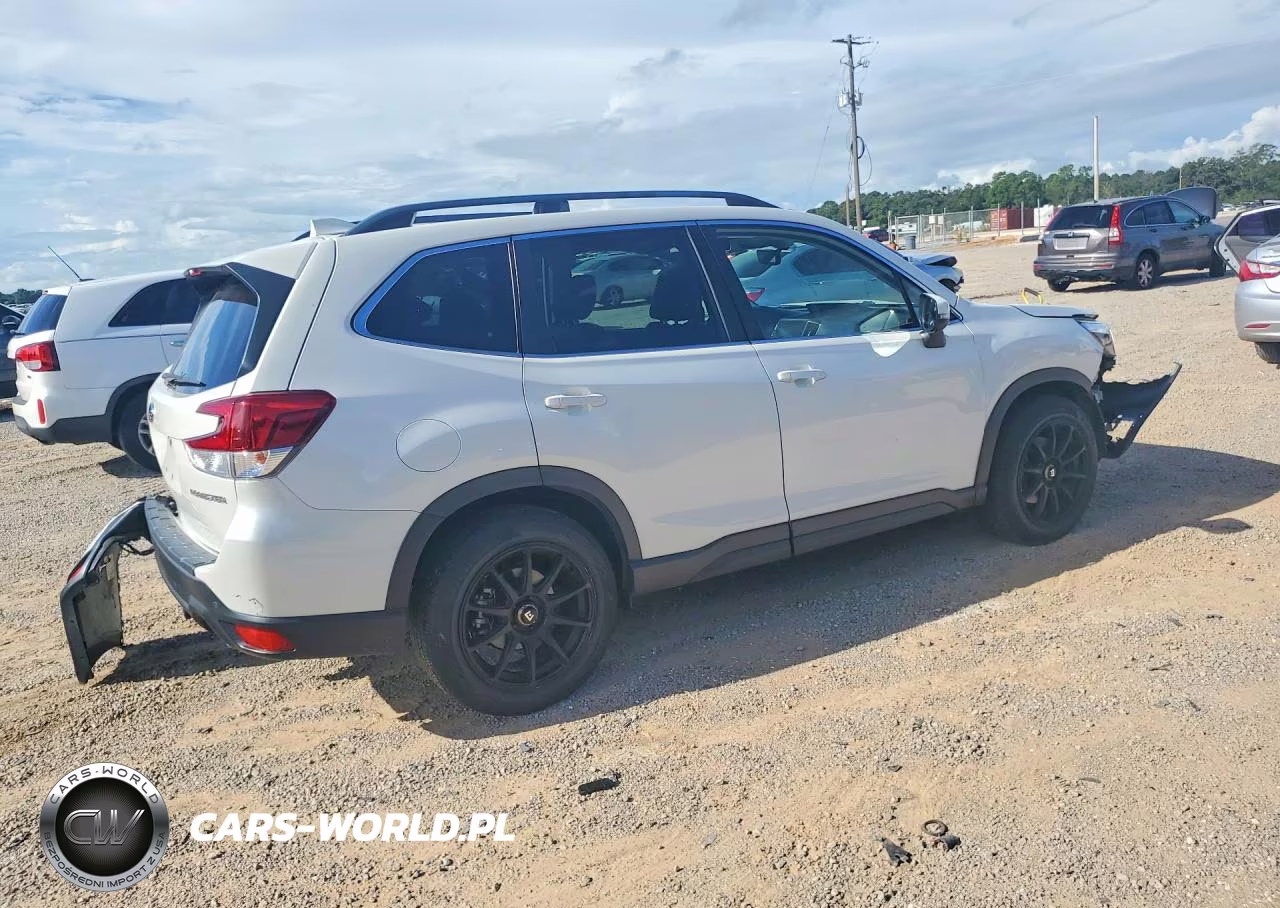 2020 Subaru Forester Limited VIN:JF2SKAUC7LH472037 - 3
