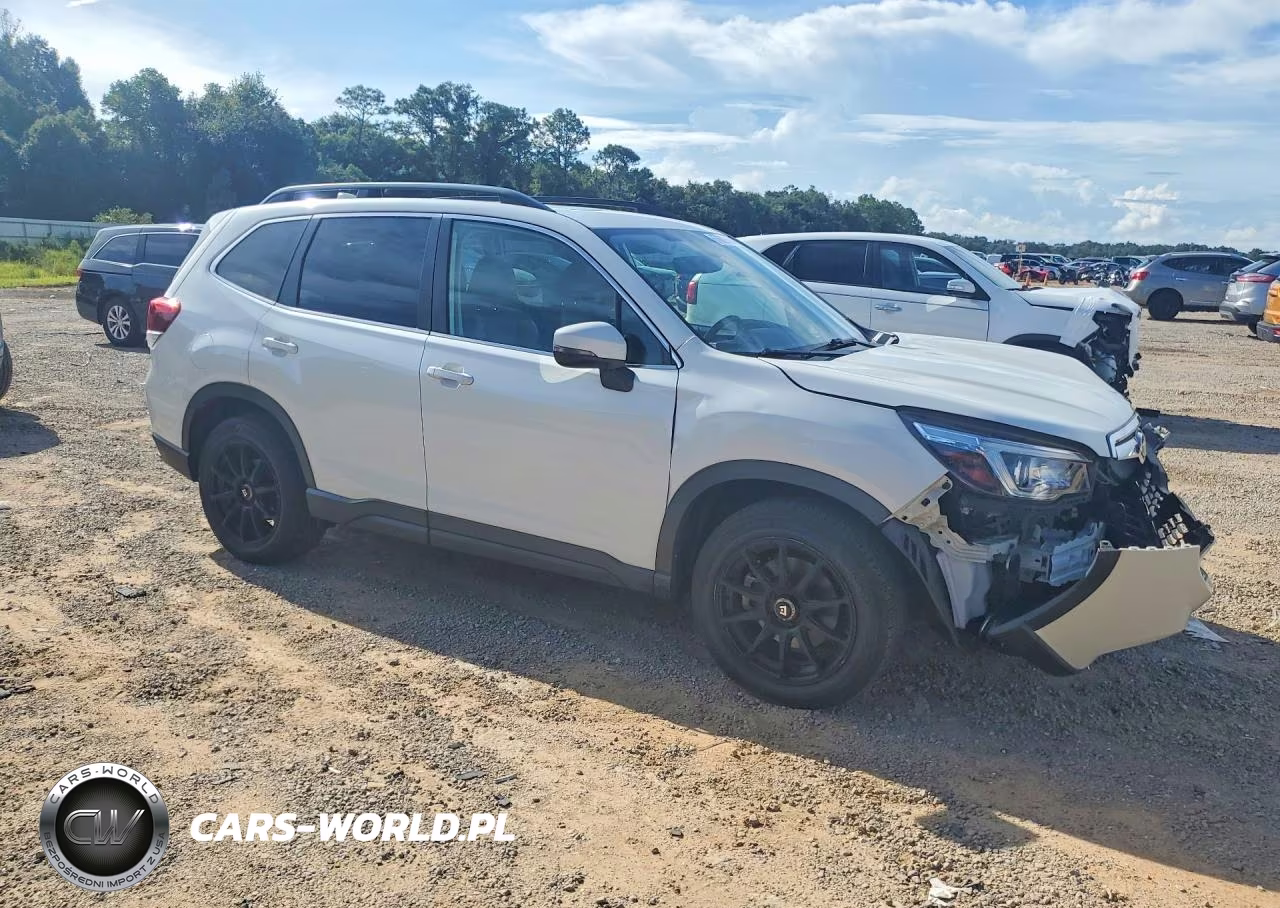 2020 Subaru Forester Limited VIN:JF2SKAUC7LH472037 - 4